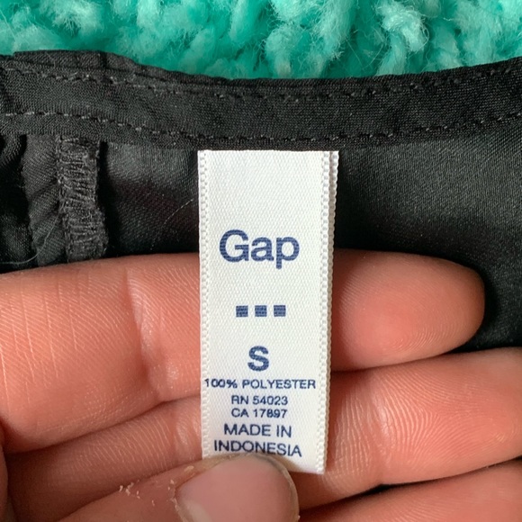 Tank - Picture 2 of 3